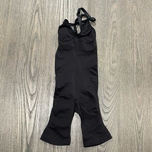 NWOT Skims Sculpting Bodysuit Mid Thigh W. Open Gusset Onyx - Size XXS/XS